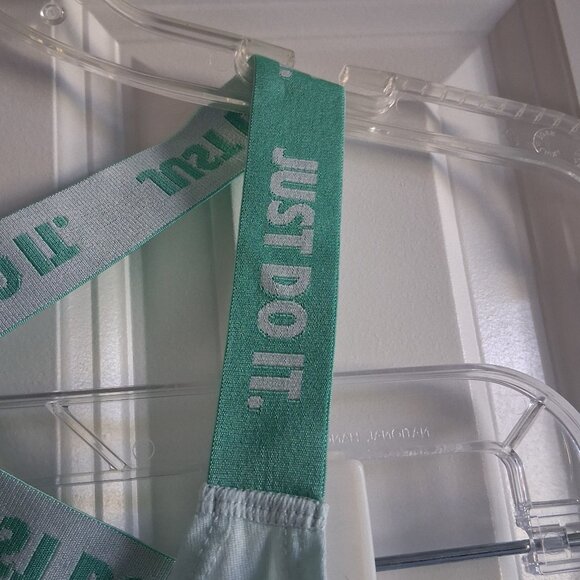 NIKE Dri-Fit Light Teal Blue Racer Back Athletic Top Women's Size XS - Picture 15 of 15